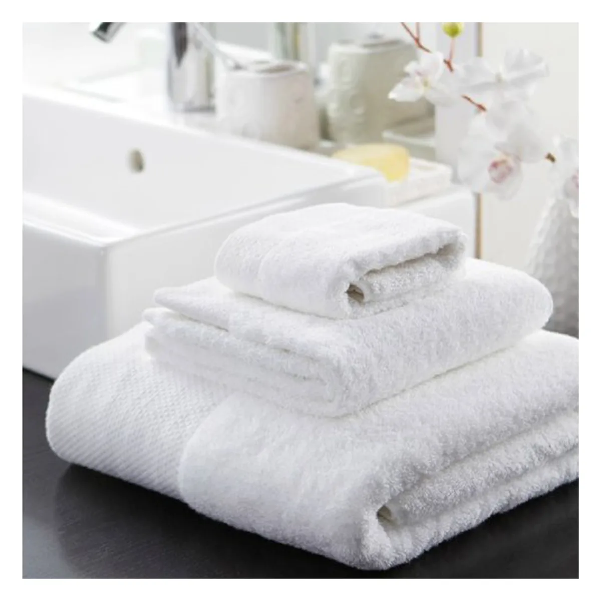 5-star hotel towel range, white, 4 coordinated sizes