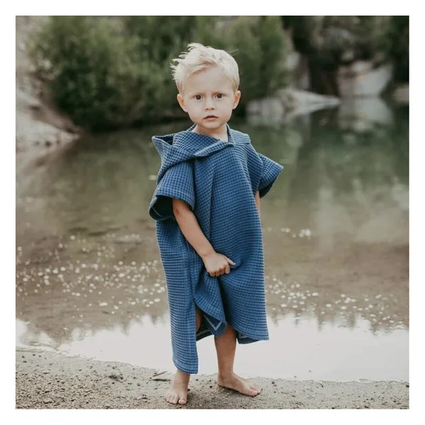 Kids hooded beach poncho, waffle cotton, view 4